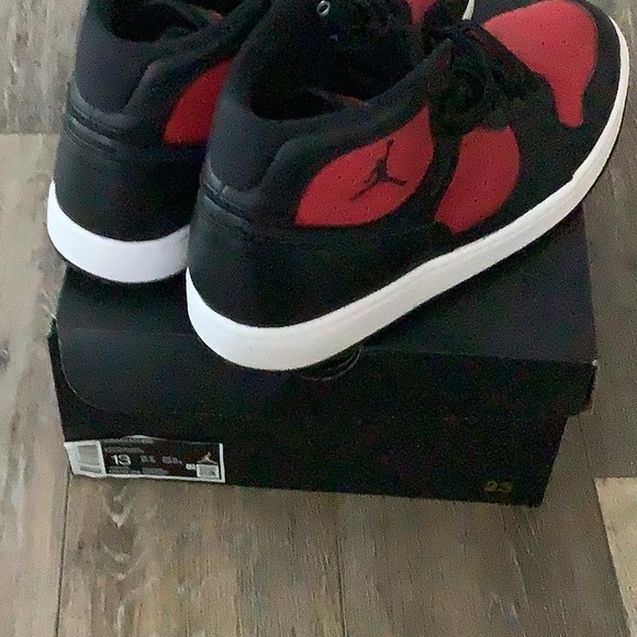 Jordan Access sneakers - Picture 5 of 5